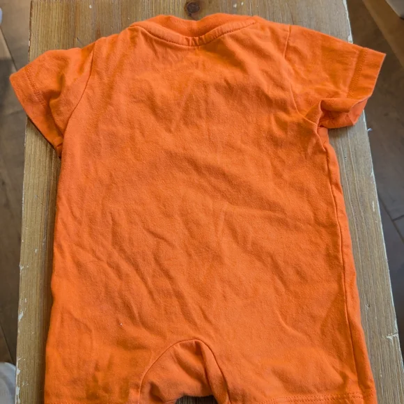 Carhartt Baby Boy Onesie Romper - Picture 3 of 4